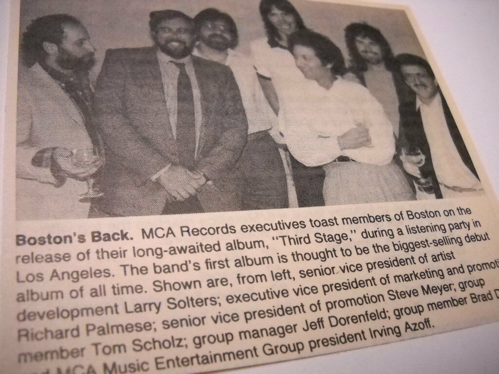BOSTON Tom Scholz Brad Delp etc. pose w/ execs 1986 music biz promo pic/text