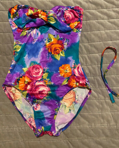 Vintage Mainstream 1980’s Floral One Piece Bandeau  Roses Swimsuit Size 8 Small